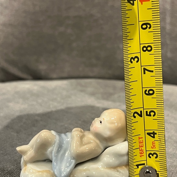 VINTAGE Baby Jesus Enesco Porcelain Nativity Circa 1986 Replacement Piece. - Picture 16 of 16